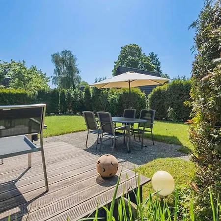 Ferienwohnpark Nurdachhaus Typ 7 Nd 66 Holiday home Immenstaad am Bodensee